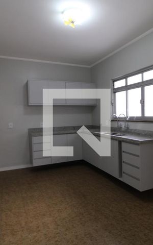 Apartamento à venda com 124m², 2 quartos e 1 vagaCozinha