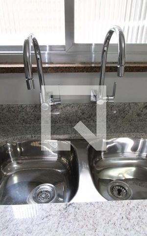 Apartamento à venda com 124m², 2 quartos e 1 vagaPia da cozinha