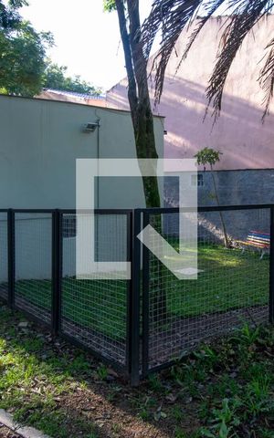Casa de condomínio à venda com 284m², 5 quartos e 4 vagas Casa de condomínio à venda com 284m², 5 quartos e 4 vagasCachorrodromo