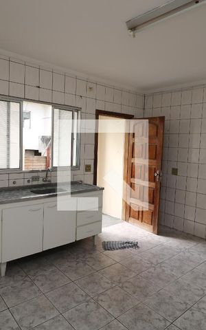 Casa para alugar com 80m², 2 quartos e sem vagaCozinha
