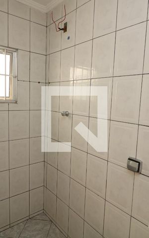 Casa para alugar com 80m², 2 quartos e sem vagaBanheiro Social