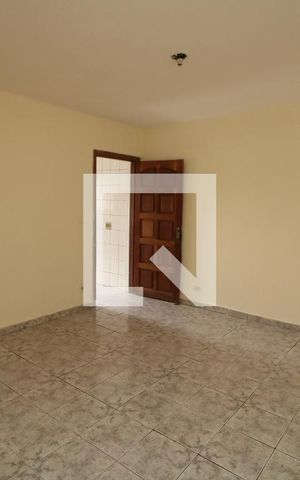 Casa para alugar com 80m², 2 quartos e sem vagaQuarto
