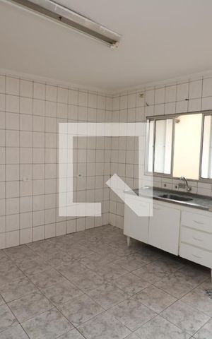 Casa para alugar com 80m², 2 quartos e sem vagaCozinha