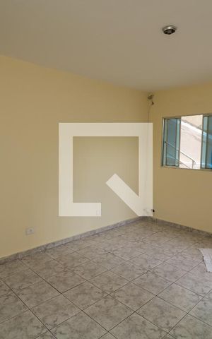 Casa para alugar com 80m², 2 quartos e sem vagaSala