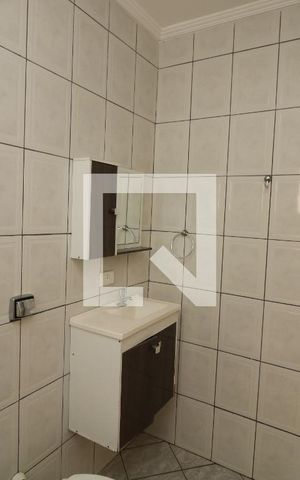 Casa para alugar com 80m², 2 quartos e sem vagaBanheiro Social