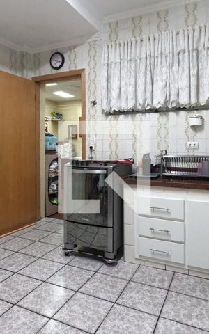 Casa à venda com 87m², 2 quartos e 2 vagasCozinha