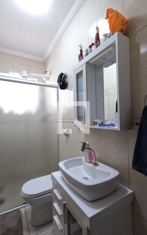 Casa à venda com 87m², 2 quartos e 2 vagasBanheiro