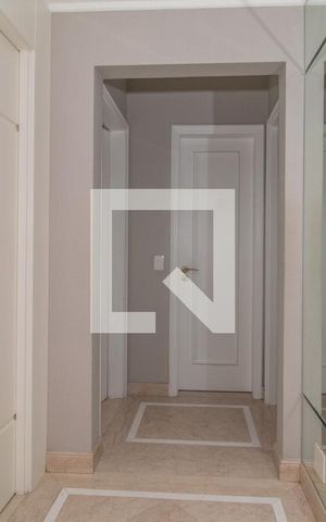 Apartamento à venda com 200m², 4 quartos e 5 vagas Apartamento à venda com 200m², 4 quartos e 5 vagasHall de Entrada