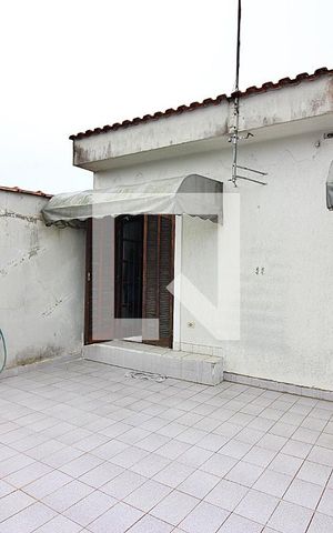Casa à venda com 226m², 4 quartos e 4 vagasVaranda do Quarto 1 - Suíte