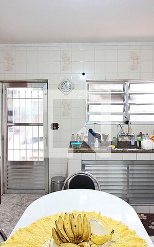 Casa à venda com 226m², 4 quartos e 4 vagasCozinha