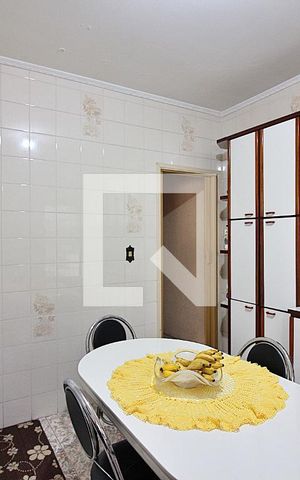 Casa à venda com 226m², 4 quartos e 4 vagasCozinha