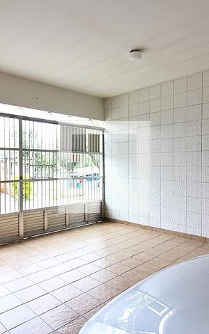 Casa à venda com 226m², 4 quartos e 4 vagasGaragem