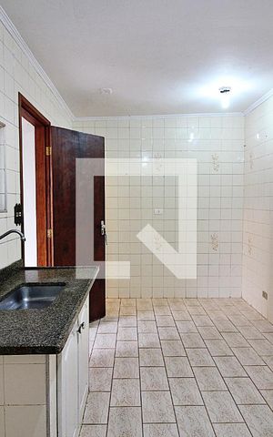 Casa à venda com 226m², 4 quartos e 4 vagasCozinha da Edicula