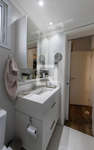 Apartamento para alugar com 89m², 2 quartos e 2 vagasSuite
