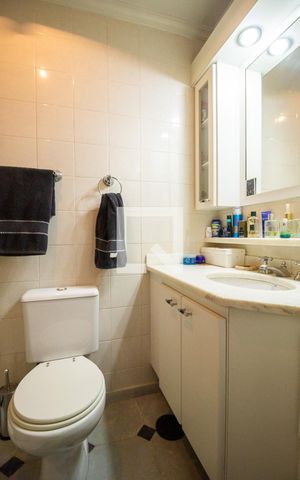 Apartamento à venda com 120m², 3 quartos e 2 vagas Apartamento à venda com 120m², 3 quartos e 2 vagasBanheiro Suíte