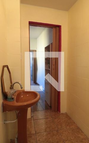 Casa para alugar com 150m², 2 quartos e 3 vagasBanheiro