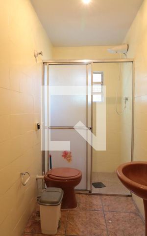 Casa para alugar com 150m², 2 quartos e 3 vagasBanheiro
