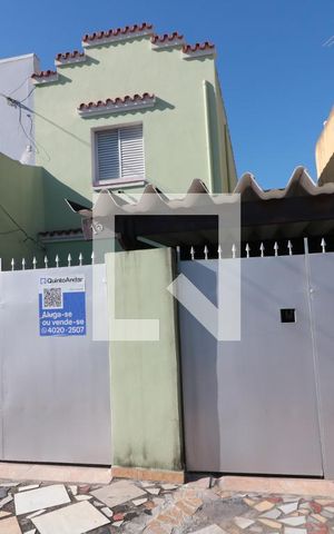 Casa para alugar com 150m², 2 quartos e 3 vagasFachada