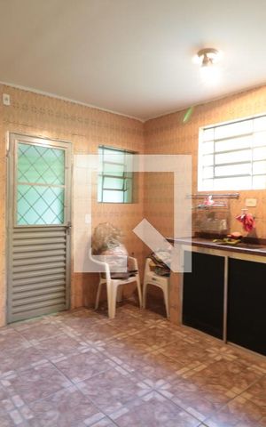 Casa para alugar com 150m², 2 quartos e 3 vagasCozinha
