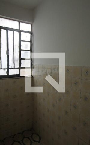 Casa para alugar com 94m², 2 quartos e sem vagaÁrea de Serviço