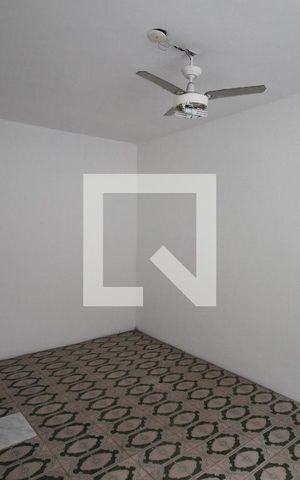 Casa para alugar com 94m², 2 quartos e sem vagaQuarto 2