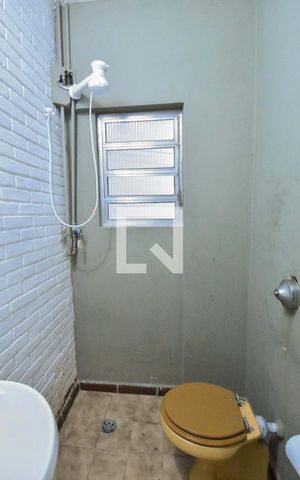 Casa à venda com 90m², 3 quartos e 1 vagaBanheiro 02