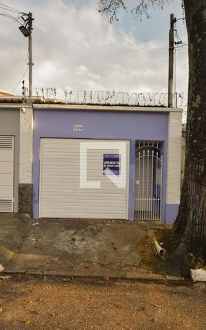 Casa à venda com 90m², 3 quartos e 1 vagaCasa