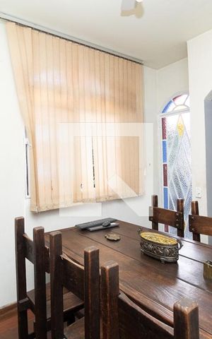 Casa à venda com 122m², 3 quartos e 2 vagas Casa à venda com 122m², 3 quartos e 2 vagasCopa