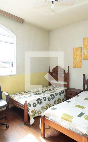 Casa à venda com 122m², 3 quartos e 2 vagas Casa à venda com 122m², 3 quartos e 2 vagasQuarto 2