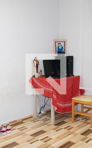 Casa à venda com 400m², 4 quartos e 2 vagas Casa à venda com 400m², 4 quartos e 2 vagasQuarto 1