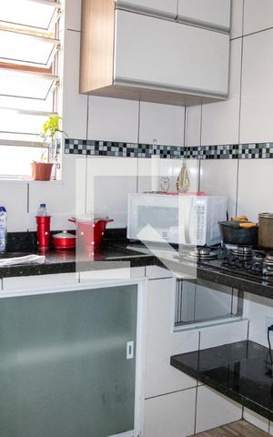 Casa à venda com 400m², 4 quartos e 2 vagas Casa à venda com 400m², 4 quartos e 2 vagasCozinha