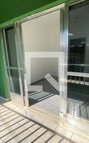 Casa de condomínio para alugar com 290m², 4 quartos e 2 vagas Casa de condomínio para alugar com 290m², 4 quartos e 2 vagasVaranda da Suíte