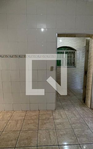 Casa de condomínio para alugar com 290m², 4 quartos e 2 vagas Casa de condomínio para alugar com 290m², 4 quartos e 2 vagasCozinha