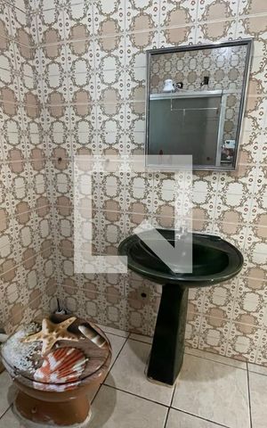 Casa de condomínio para alugar com 290m², 4 quartos e 2 vagas Casa de condomínio para alugar com 290m², 4 quartos e 2 vagasBanheiro 2º andar
