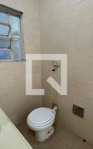 Casa de condomínio para alugar com 290m², 4 quartos e 2 vagas Casa de condomínio para alugar com 290m², 4 quartos e 2 vagasLavabo 1º andar