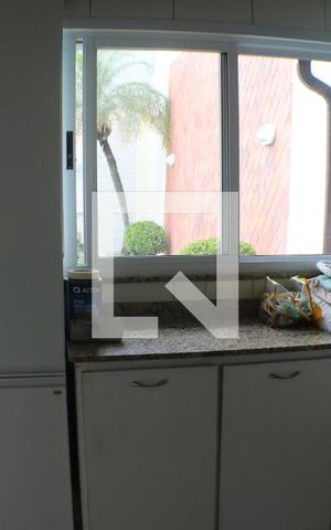 Casa à venda com 360m², 4 quartos e 2 vagasLavanderia