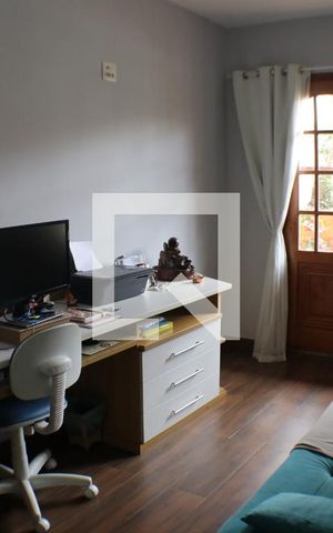 Casa à venda com 360m², 4 quartos e 2 vagasQuarto 1