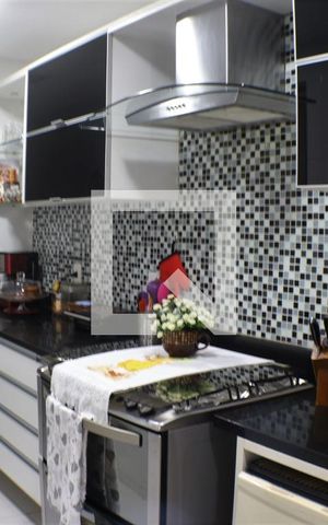 Casa à venda com 360m², 4 quartos e 2 vagasCozinha