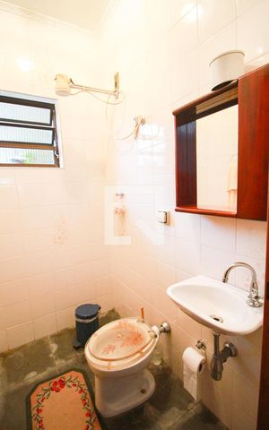 Casa à venda com 400m², 4 quartos e 8 vagaslavabo 2