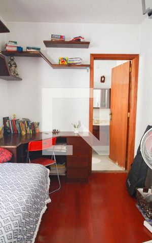 Casa à venda com 400m², 4 quartos e 8 vagasquarto 2