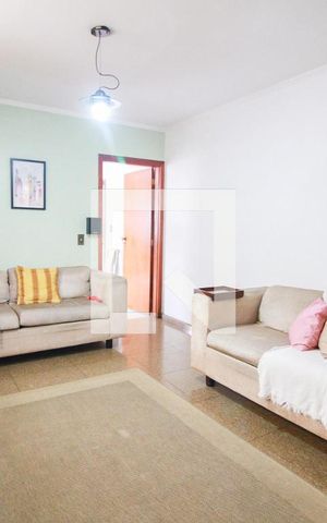 Casa à venda com 400m², 4 quartos e 8 vagassala 2