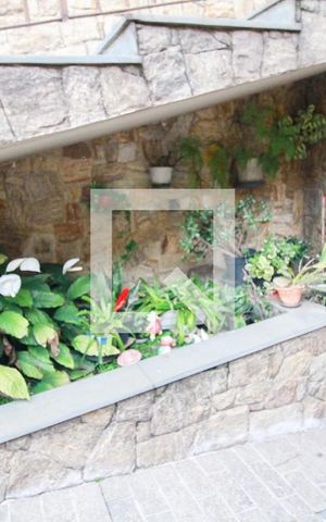Casa à venda com 400m², 4 quartos e 8 vagasjardim