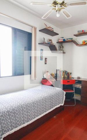 Casa à venda com 400m², 4 quartos e 8 vagasquarto 2