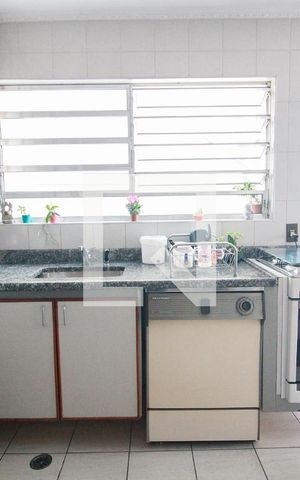 Casa à venda com 400m², 4 quartos e 8 vagascozinha