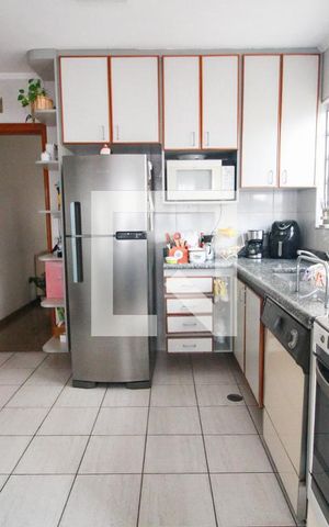 Casa à venda com 400m², 4 quartos e 8 vagascozinha