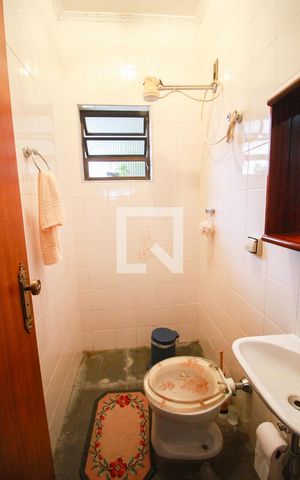 Casa à venda com 400m², 4 quartos e 8 vagaslavabo 2