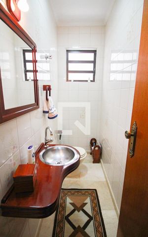 Casa à venda com 400m², 4 quartos e 8 vagaslavabo