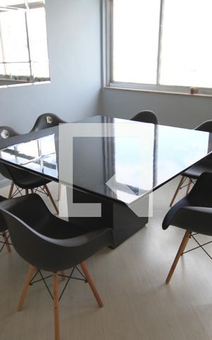 Apartamento à venda com 161m², 2 quartos e 1 vagaSala