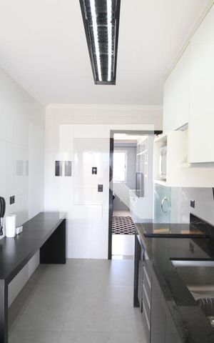 Apartamento à venda com 161m², 2 quartos e 1 vagaCozinha