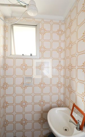 Apartamento à venda com 70m², 2 quartos e 1 vagaBanheiro de Serviço